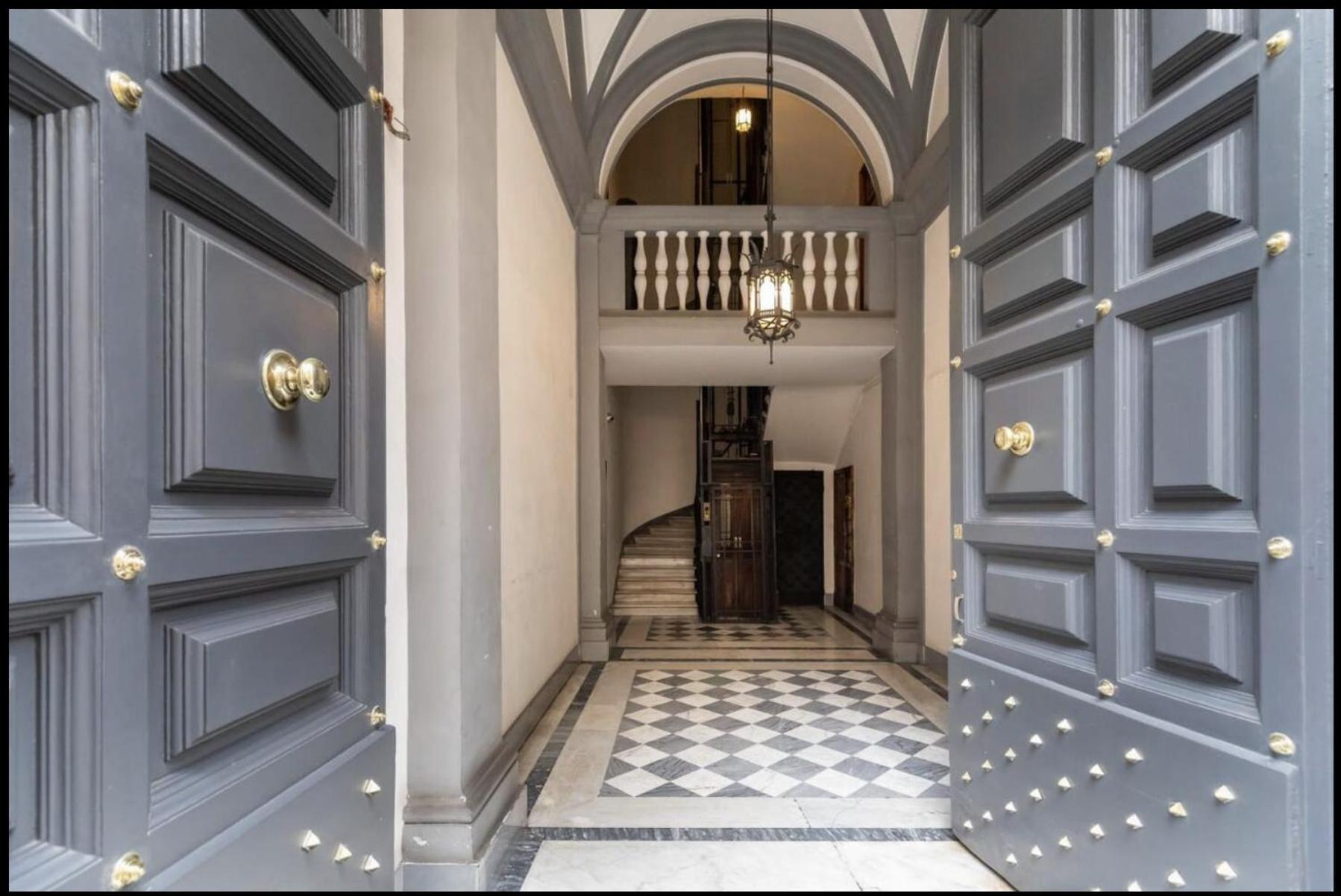 Exclusive In The Heart Of Rom
